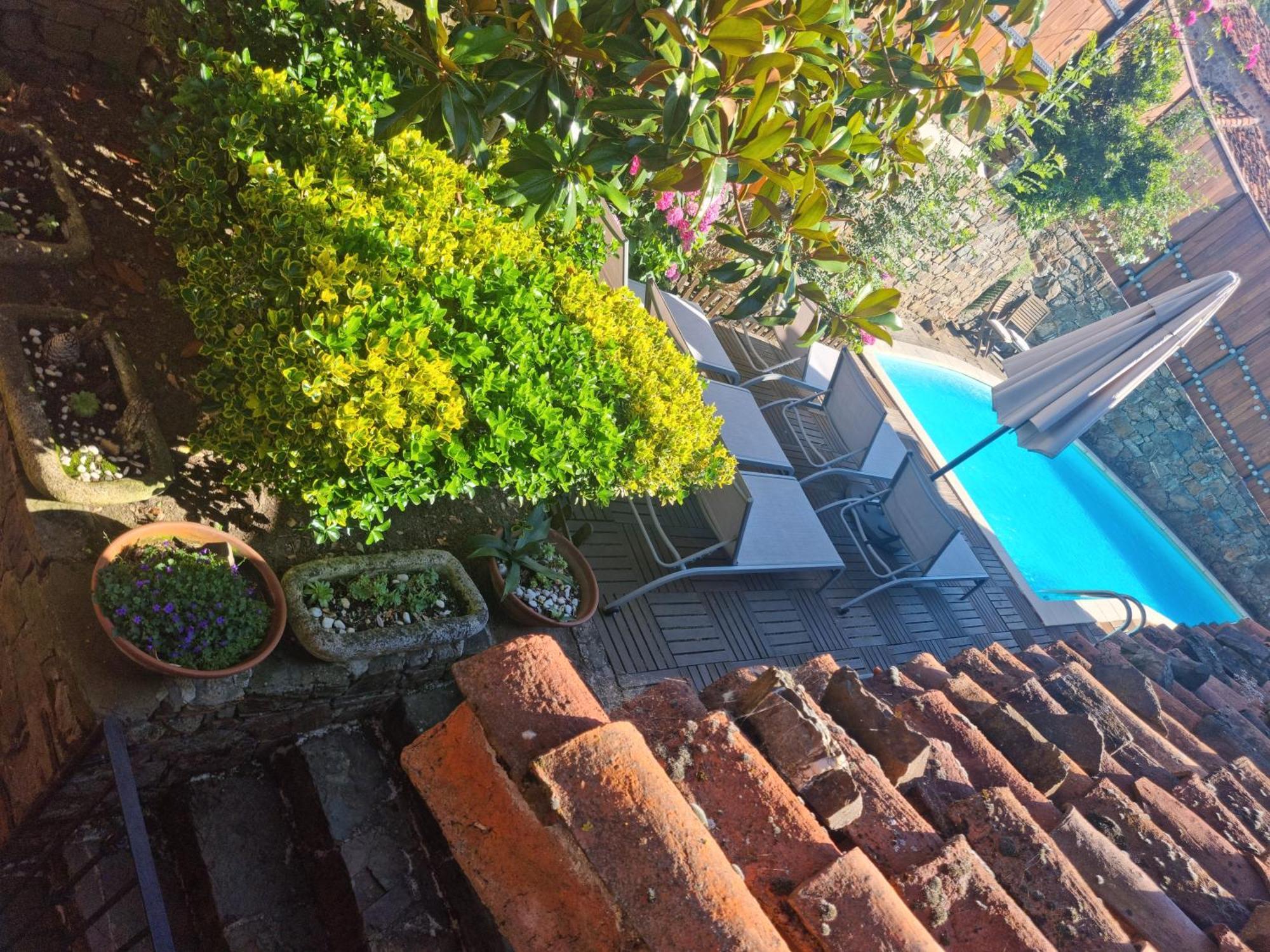 La Casa De Las Chimeneas Tudes ภายนอก รูปภาพ