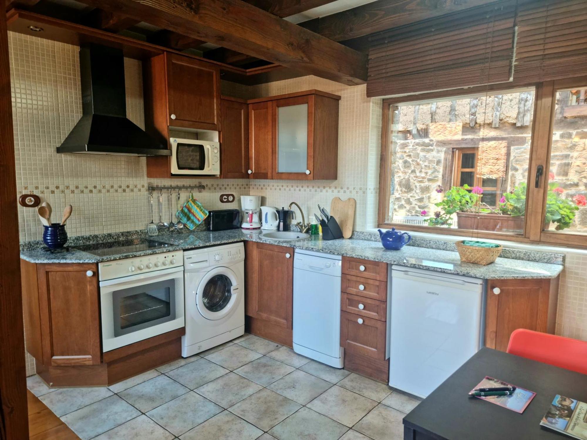 La Casa De Las Chimeneas Tudes ภายนอก รูปภาพ